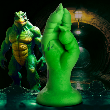 Raptor Claw - Fisting Silicone Dildo